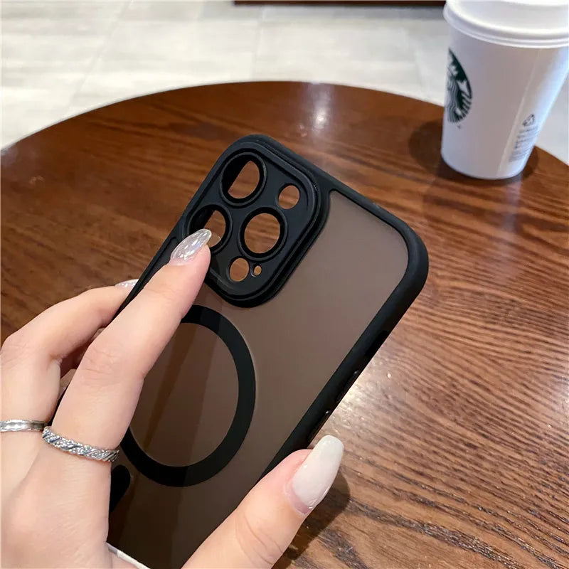 Case Para iPhone Gu-Lara Ultra Slim Capinha iPhone 11 PRO, 11 PRO MAX, 12, 12PRO, 12PRO MAX, 13, 13PRO ,13PRO MAX, 14, 14PRO, 14PRO MAX, 15, 15PRO, 15PRO MAX