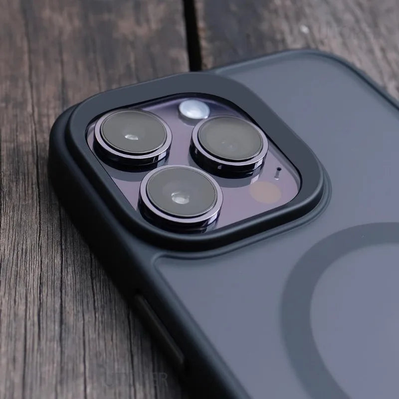 Case Para iPhone Gu-Lara ultra slim Capa Resistente a impacto e Arranhões